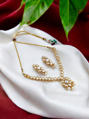 joy of jewels Alloy White, Gold Jewellery Set(Pack of 1)