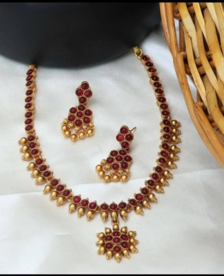 DC Alloy Maroon Jewellery Set(Pack of 1)