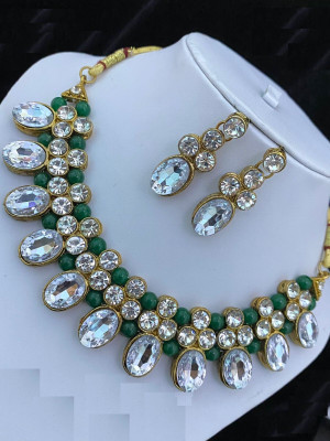 Ronak Fashion Alloy Gold-plated Green, Gold Jewellery Set(Pack of 1)