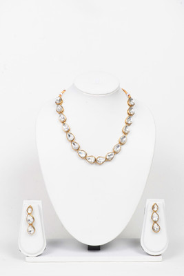 VIPY HANGER Alloy White Jewellery Set(Pack of 1)