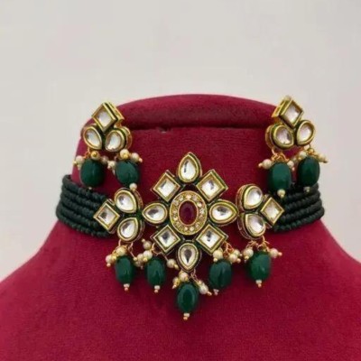 Shappire Brass Gold-plated Green Jewellery Set(Pack of 1)