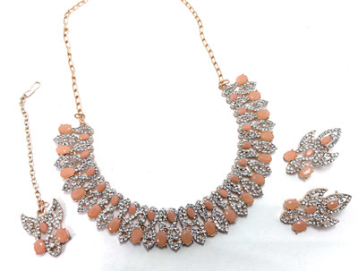 triveni creations Alloy Gold-plated Beige Jewellery Set(Pack of 1)