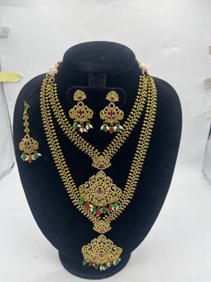 gvg Alloy Gold-plated White, Gold, Green Jewellery Set(Pack of 1)