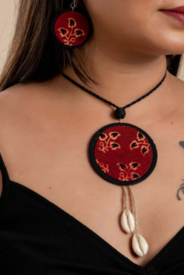 Look And Adorn Fabric Red Jewellery Set(Pack of 1)