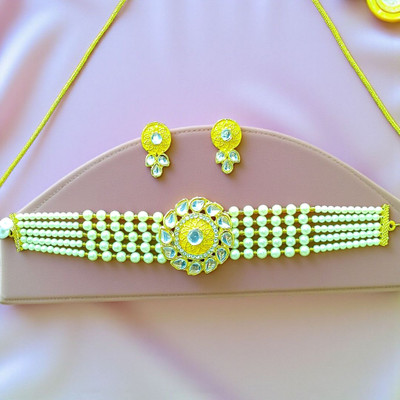 Aroras Bridal & Fashion Jewellery Brass Gold-plated Yellow Jewellery Set(Pack of 1)