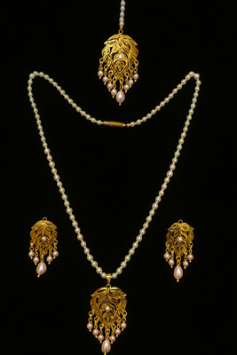 shyam enterprises Brass Gold-plated Gold Jewellery Set(Pack of 1)