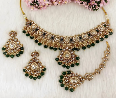 iBerries Brass Gold-plated Green Jewellery Set(Pack of 1)