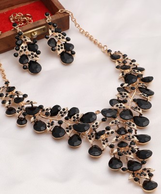 SOHI Alloy Gold-plated Black Jewellery Set(Pack of 1)