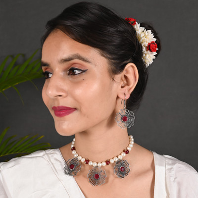 Tanusha Jewels Brass Black Silver Red Jewellery Set(Pack of 1)
