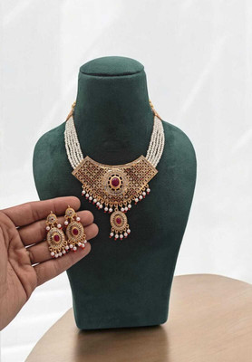 BSC Gallery Alloy Red Jewellery Set(Pack of 1)