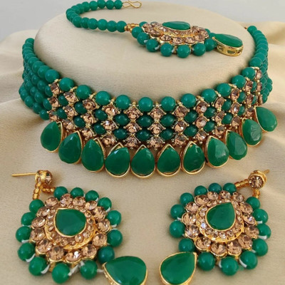 AMHRIK IMITATION Alloy Green Jewellery Set(Pack of 1)