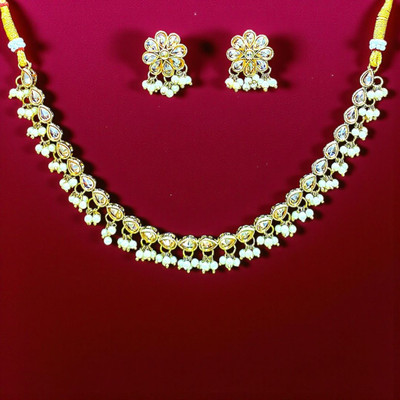 Aroras Bridal & Fashion Jewellery Brass Gold-plated Gold Jewellery Set(Pack of 1)