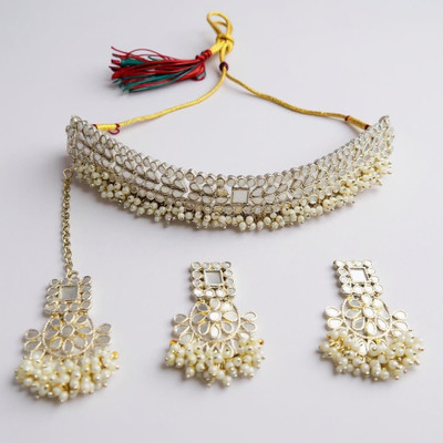 AntiqueJewllery Brass Gold-plated White, Gold Jewellery Set(Pack of 1)