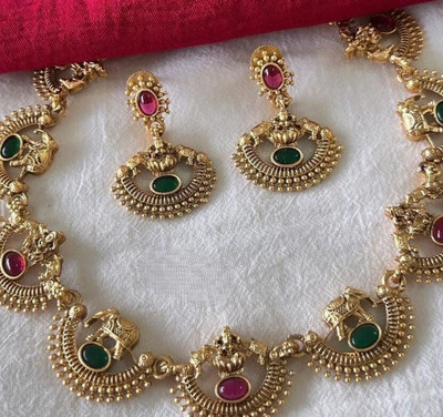 Yuzi Jewells Alloy Gold-plated Multicolor Jewellery Set(Pack of 3)