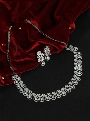 SAIYONI Brass Silver Silver Jewellery Set(Pack of 1)