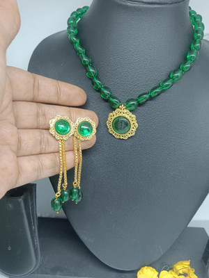 YOGITACREATIONS Alloy Gold-plated Green Jewellery Set(Pack of 1)