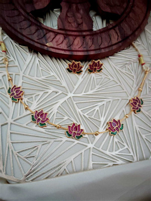 Seyon enterprises Alloy Gold-plated Pink Jewellery Set(Pack of 1)