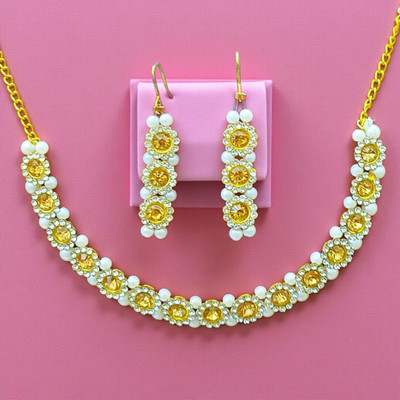 Aroras Bridal & Fashion Jewellery Brass Gold-plated Yellow Jewellery Set(Pack of 1)