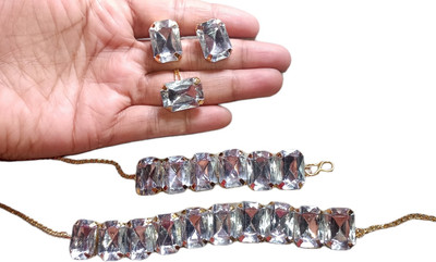 Ruhi Alloy Gold-plated White Jewellery Set(Pack of 1)