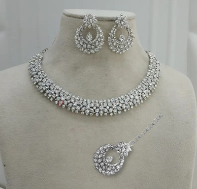 maayeri JEWELS Alloy Rhodium Silver Jewellery Set(Pack of 1)