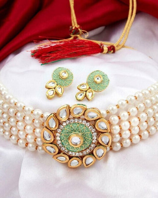 RAHUL TRADERS Alloy Gold-plated Green Jewellery Set(Pack of 1)