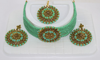 Nifty Crystal Gold-plated Green Jewellery Set(Pack of 1)