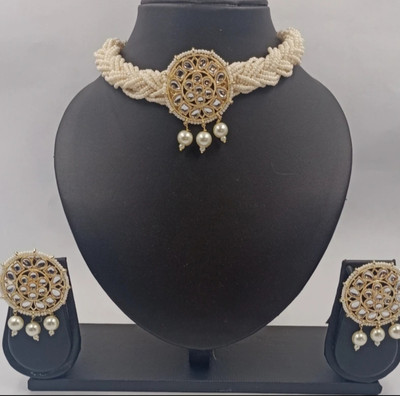 nitya fashion Alloy Gold-plated White Jewellery Set(Pack of 1)