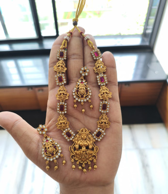Joyful Alloy Gold-plated Red Jewellery Set(Pack of 1)