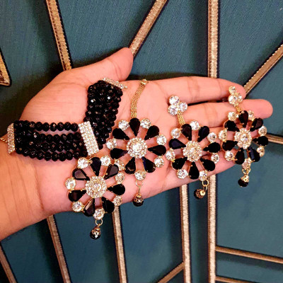 Gorgeous Gems Stone Gold-plated Black Jewellery Set(Pack of 4)