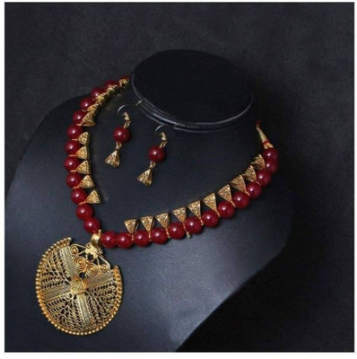 Lathar Alloy Red Jewellery Set(Pack of 1)