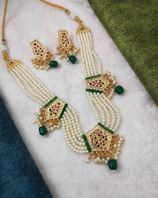 DPMARKETING Alloy Gold-plated Green Jewellery Set(Pack of 1)