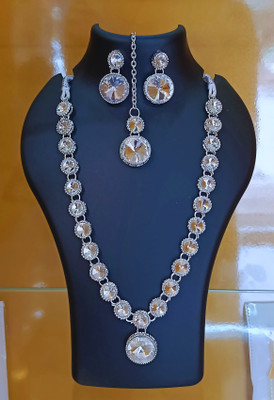 sheglow Alloy White Jewellery Set(Pack of 1)