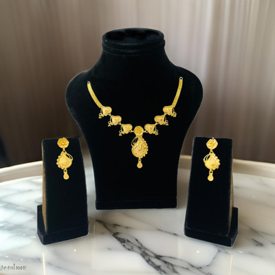 J D Jewellers Alloy Gold Jewellery Set(Pack of 1)