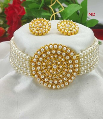 CHARBHUJA Alloy Gold-plated White Jewellery Set(Pack of 1)