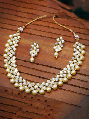 Sukkhi Alloy Gold-plated Gold Jewellery Set(Pack of 3)