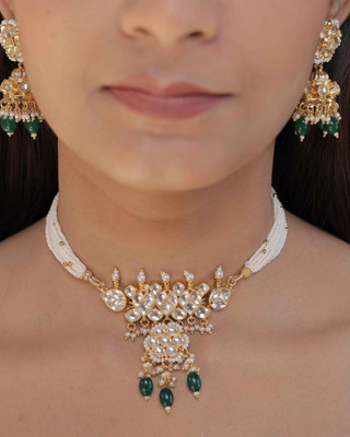 Elyra jewelss Brass, Copper, Alloy Gold-plated White, Green Jewellery Set(Pack of 1)