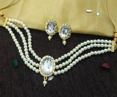 Nivaan Mother of Pearl Gold-plated White Jewellery Set(Pack of 1)