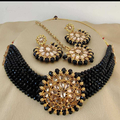 Lily Look Alloy Black, Gold Jewellery Set(Pack of 1)