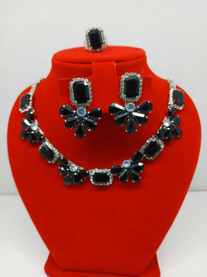 Amanath Alloy Purple Jewellery Set(Pack of 1)