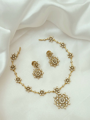 elegents Brass Brass White Jewellery Set(Pack of 1)