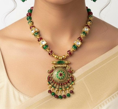zainab Alloy Gold Jewellery Set(Pack of 1)