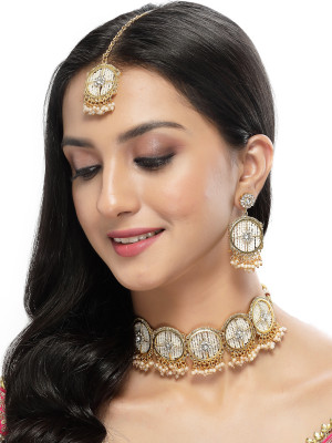 Sukkhi Alloy Gold-plated White Jewellery Set(Pack of 1)