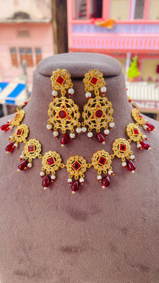 MK Gallery Brass Red Jewellery Set(Pack of 1)