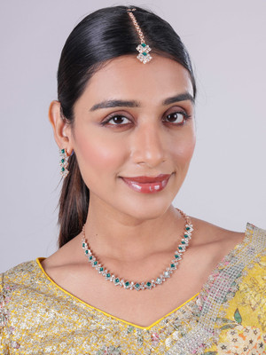 VATSALYA creation Alloy Gold-plated Green Jewellery Set(Pack of 1)