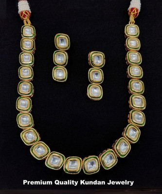 VeroniQ Trends Brass Gold-plated Green, Gold Jewellery Set(Pack of 1)