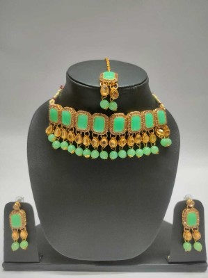 DynamicFashion Brass Gold-plated Green Jewellery Set(Pack of 1)