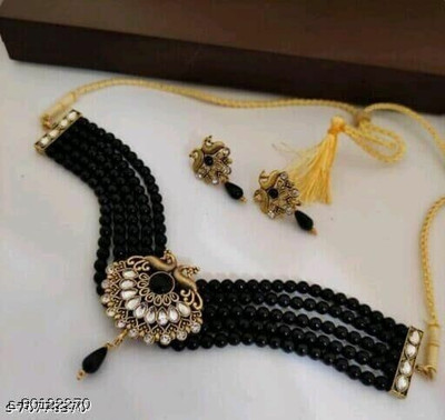 Shree Fashion Crystal Gold-plated Black Jewellery Set(Pack of 1)