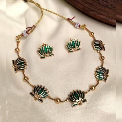 NAKMAN JEWELLERY Brass, Copper Gold-plated Green Jewellery Set(Pack of 1)