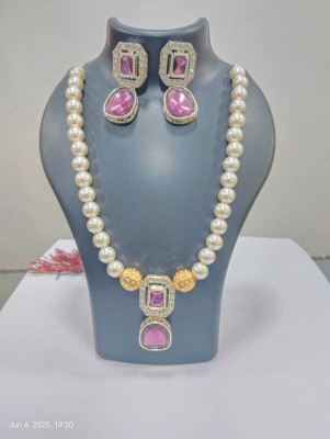 naitika arts Alloy Gold-plated Purple Jewellery Set(Pack of 1)