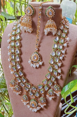 Sukhigold Alloy Gold-plated White, Gold Jewellery Set(Pack of 1)
